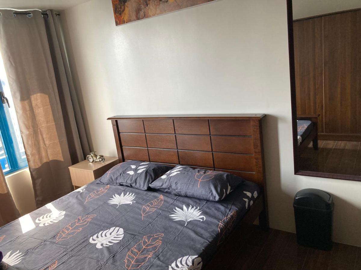 Makati Amazing View Penthouse Studio, Air Residence, Fast Internet Манила Экстерьер фото